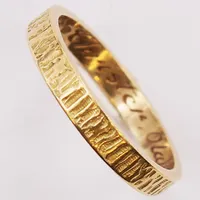 Ring, Lapponia, Björn Weckström, Finland, Ø16¾, bredd:3mm, gravyr, 18K 2,8g.
