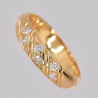 Ring, diamanter 0,12ctv enligt gravyr, stl 16, graverad, 18K Vikt: 3,2 g