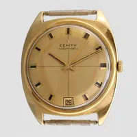 Herrur Zenith Automatic, 18K guld, 34,5 x 39 mm, automatisk, kaliber 2562 PC, boettnummer 880D185, gravyr KRSTDS Kommun datum 1971, plexi, datum, mindre bruksmärken