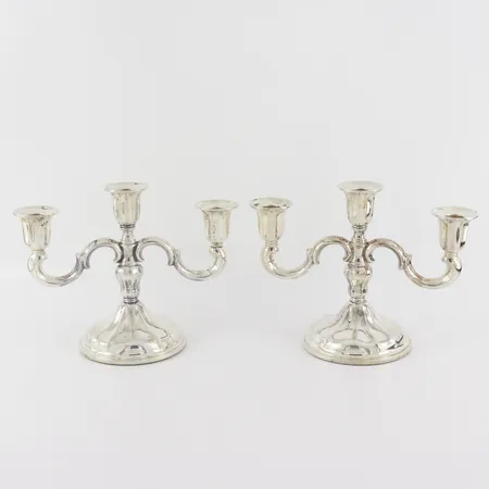 Ljusstakar 2st 3-armade, höjd 18,5cm, silver 830/1000, fyllda bottnar Vikt: 0 g