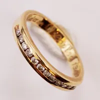 Ring, diamanter 12x ca 0,02ct, Ø16½, bredd:3mm, gravyr, 14K 3g.