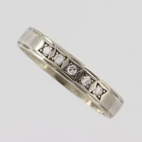 Ring med diamanter ca 5x0,02ct, stl 18½mm, bredd 3,8mm,  Rosin Sture Stockholm 1974, 18k vitguld Vikt: 3,6 g