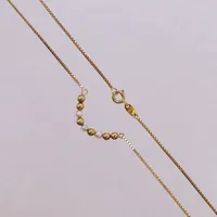 Collier Venezia med pärlor och guldkulor, ca 39cm, bredd 1-3mm. 18K Vikt: 3,6 g