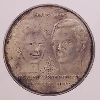 Minnesmynt Konung Carl XVI Gustaf Drottning Silvia 19 Juni 1976 - 50kr, ca Ø36mm. 925/1000 silver  Vikt: 27 g