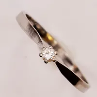 Ring, diamant 0,08ct enligt gravyr, Ø19¾, bredd:3mm, 18K 2g.