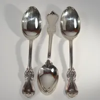 3 st silverskedar Olga GAB, längd 18 cm silver 830/1000, 140,2 g Vikt: 140,2 g