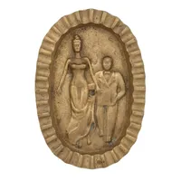 Askfat med ekivokt motiv, brons, 1900-tal, motiv på båda sidor, längd 15,5 cm, bredd 10,5 cm, oputsad, fint bruksskick, vikt 740 gram 