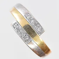 Ring, Guldfynd, stl 17¼, bredd 2-7 mm, vitguld/gulguld, 18K. Vikt: 2,9 g