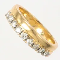 Ring med diamanter totalt 0,36ct enligt gravyr, stl 16¾, bredd ca 5mm, gravyr, Guldfynd, 18K Vikt: 6,3 g
