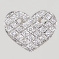 Hänge, hjärta i vitguld, med diamanter ca 28x0,06ct, Gunnar Fahlström AB, Hovjuvelerare, år 2004, längd ca 2,3cm, bredd ca 3cm, 18K  Vikt: 16,7 g