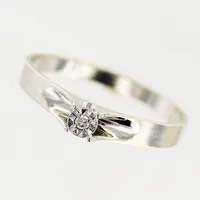 Ring, diamant ca 0,01ct, 8/8-slipad, stl 18½, bredd 2-3mm, vitguld, 18K. Vikt: 2 g