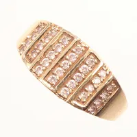 Ring, stenar, stl 17, bredd 2-9,3mm, repig, 14K  Vikt: 4,8 g