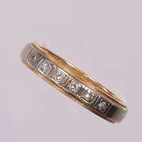 Ring med diamanter 6xca0,01ct, stl 16¼ tvåfärgad, gravyr, bredd ca 3mm, GD&Co (G. Dahlgren & Co) 1966, 18K Vikt: 3,9 g