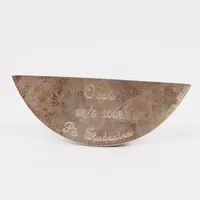 Silverplatta, gravyr, 925/1000  Vikt: 6,2 g
