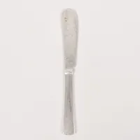 Smörkniv med monogram, CG Hallberg, Stockholm, 1938, längd 15,5cm, repor, slitage, silver. Vikt: 45,2 g