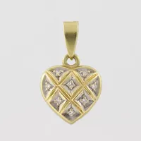 Hänge, diamantprytt hjärta ca 8x0,005ct, höjd med ögla 17 mm, 18 k Vikt: 1,2 g