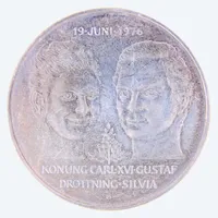Mynt, 50kr, Konung Carl XVI Gustaf Drottning Silvia, 19 juni 1976, Ø36mm, silver 925/1000 Vikt: 27 g