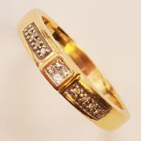 Ring,diamanter totalt ca 0,20ctv, Ø18¼, bredd:4mm, Guldfynd, 18K 5,1g.