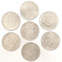 Sju Mynt, 2 kr Plikten framför allt, Gustav VI Adolf, Sveriges konung, 1953, 1956,1958,1966, 400/1000 silver  Vikt: 97,9 g