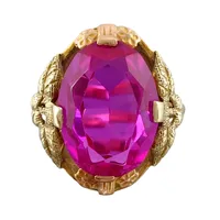 Ring, 14K guld, rosa syntetisk Safir 10x14 mm, Ø18¼ mm, bredd 2-18 mm, fint skick Vikt: 5,2 g