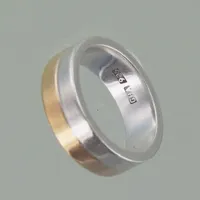 Ring, Ø 16 mm, bredd 6 mm, silver/18K  Vikt: 6,3 g
