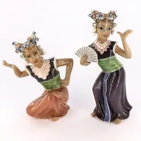 Två Figuriner Dahl Jensen, Aju Sitra nr: 1322 Y, höjd: 18,5 cm,  Mounia 1323 F, höjd: 15cm  Vikt: 0 g