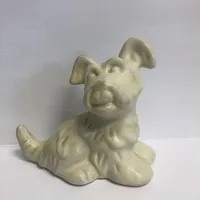Figurin "Hund", Märta Willborg, Upsala Ekeby, keramik, höjd ca 12,5cm. Vikt: 0 g