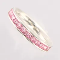 Ring, Thomas Sabo med rosa stenar, stl 17¼, bredd 3mm, S925/1000 Vikt: 2,6 g