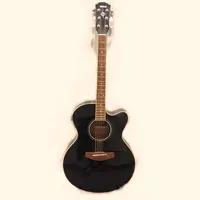 Akustisk gitarr, Yamaha, Compass series, modell nr: CPX500BL, serie nr: HQM107159, made in Indonesia, mindre repor, mjukt fodral  Skickas med Bussgods eller PostNord