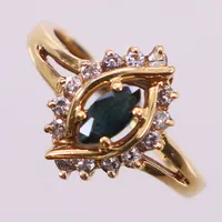  Ring med blå safir och briljantslipade diamanter ca 0,14ctv, stl 16½, 14K Vikt: 3,1 g