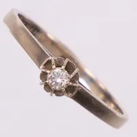 Ring med briljantslipad diamant ca 0,06ct, stl 18, Örns Juvelatelje Göteborg, år 1975, vitguld 18K  Vikt: 2,2 g