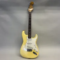 Elgitarr Fender Stratocaster USA, serienr F 552386, bakplatta saknas, hårt fodral.  Skickas med Bussgods eller PostNord