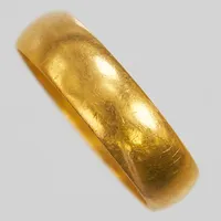 Ring, slät Ø19½, bredd: 5,8mm, gravyr, 23K Vikt: 5,8 g