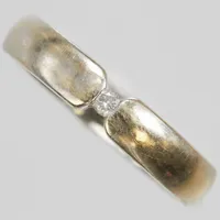 Ring, Ø17¾, diamant ca. 0,04ct, rodierat guld, 9K Vikt: 4,9 g