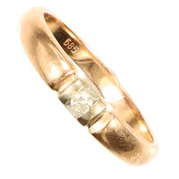Ring, vit sten, stl 17¼, bredd ca 3,5mm, lös sten, 14K Vikt: 2,8 g