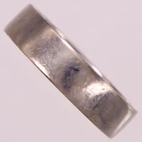 Ring, slät, stl 18¼, bredd: 5,5mm, Schalins, vitguld, repor, 18K  Vikt: 9,5 g