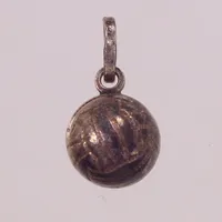 Hänge boll, längd: 19mm, bredd: 10mm, ihålig, liten buckla på ögla, silver 925/1000 Vikt: 1 g