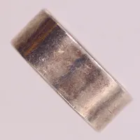 Ring, stl 21½, bredd: 10,1mm, repor, silver 925/1000 Vikt: 14,7 g