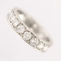 Ring, vitguld, diamanter 10xca0,06-0,07ct, BOP, stl 18½, bredd 5mm, 18K  Vikt: 8,1 g