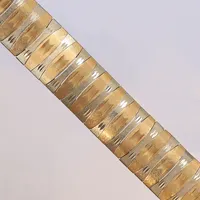 Armband tvåfärgat, 20cm bredd 20mm, något skevt, 18K  Vikt: 51,3 g