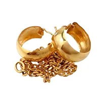 Guldsmycken, 18K, armband & örhängen, slitage, bruksmärken Vikt: 6 g