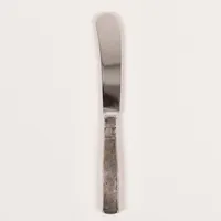 Smörkniv, modell Rosenholm, längd16 cm, GAB, Stockholm, slitage, silver och stålblad, bruttovikt 34,7g Vikt: 0 g