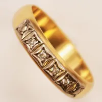 Ring, 4x diamanter, 0,06ctv, Ø18½, bredd:4mm, 18K 5g.