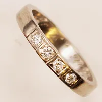 Ring, diamanter4x ca 0,03ct, Ø15½, bredd:2mm, gravyr, 18K 3g.
