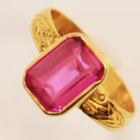 Ring, Ø17½, bredd:11mm, rosa sten, 23K 4,1g.