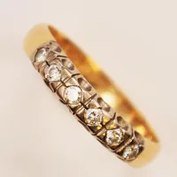 Ring, diamanter6x ca 0,02ct, Ø17¼, bredd:4mm, gravyr, 18K 3,1g.