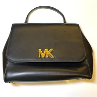 Väska, Michael Kors, Mott medium bag, 24x19x9cm något repig, handtag, axelrem saknas.