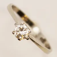 Ring, diamant 0,25ct enligt gravyr, Ø16, bredd:4mm, 18K 1,6g.