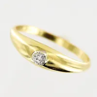Ring, diamant ca 0,005ct, stl 18¾, bredd 2-5mm, GHA, 18K Vikt: 1,4 g