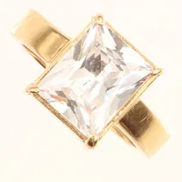 Ring med bergkristall, Guldfynd, stl 17, bredd ca 4-11mm, repig, 18K Vikt: 6 g